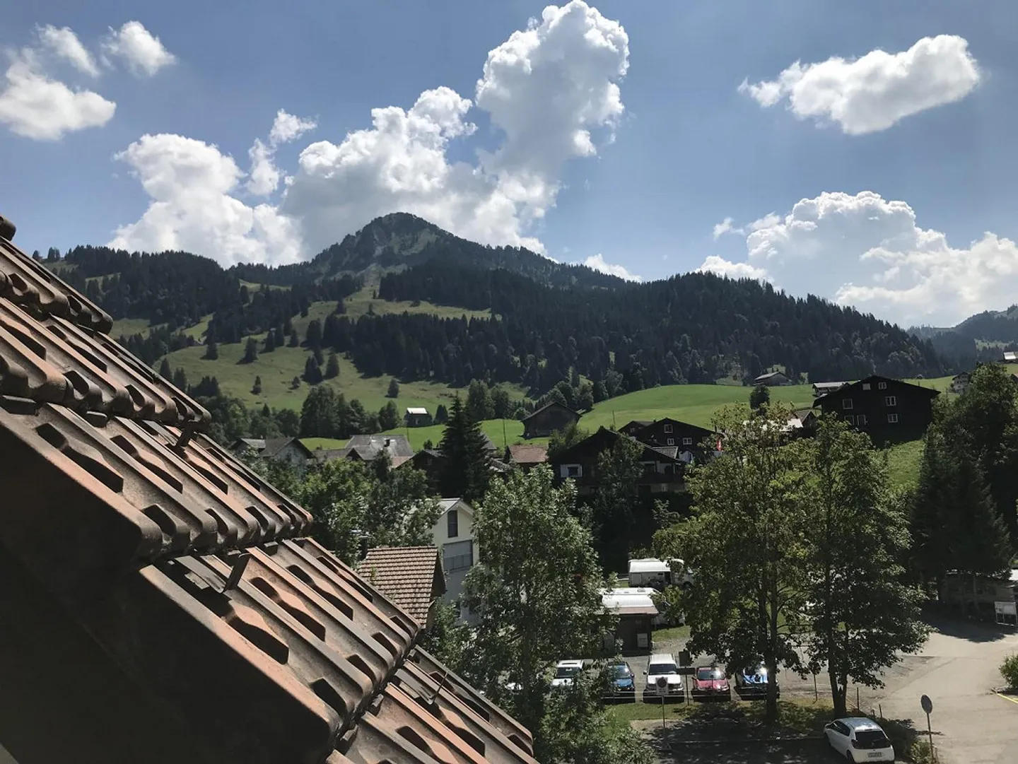 Charmante Wohnung in Oberiberg - Foto 1 von 12