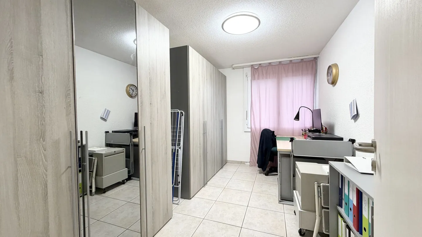 Helle 4.5 Zimmer Wohnung in Lyss - Foto 7 von 10