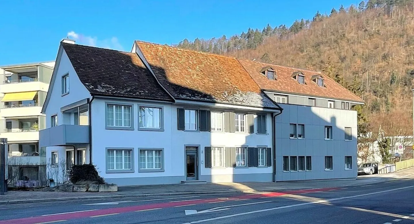 Edificio per uffici rappresentativo in ottima posizione - Foto 1 di 9