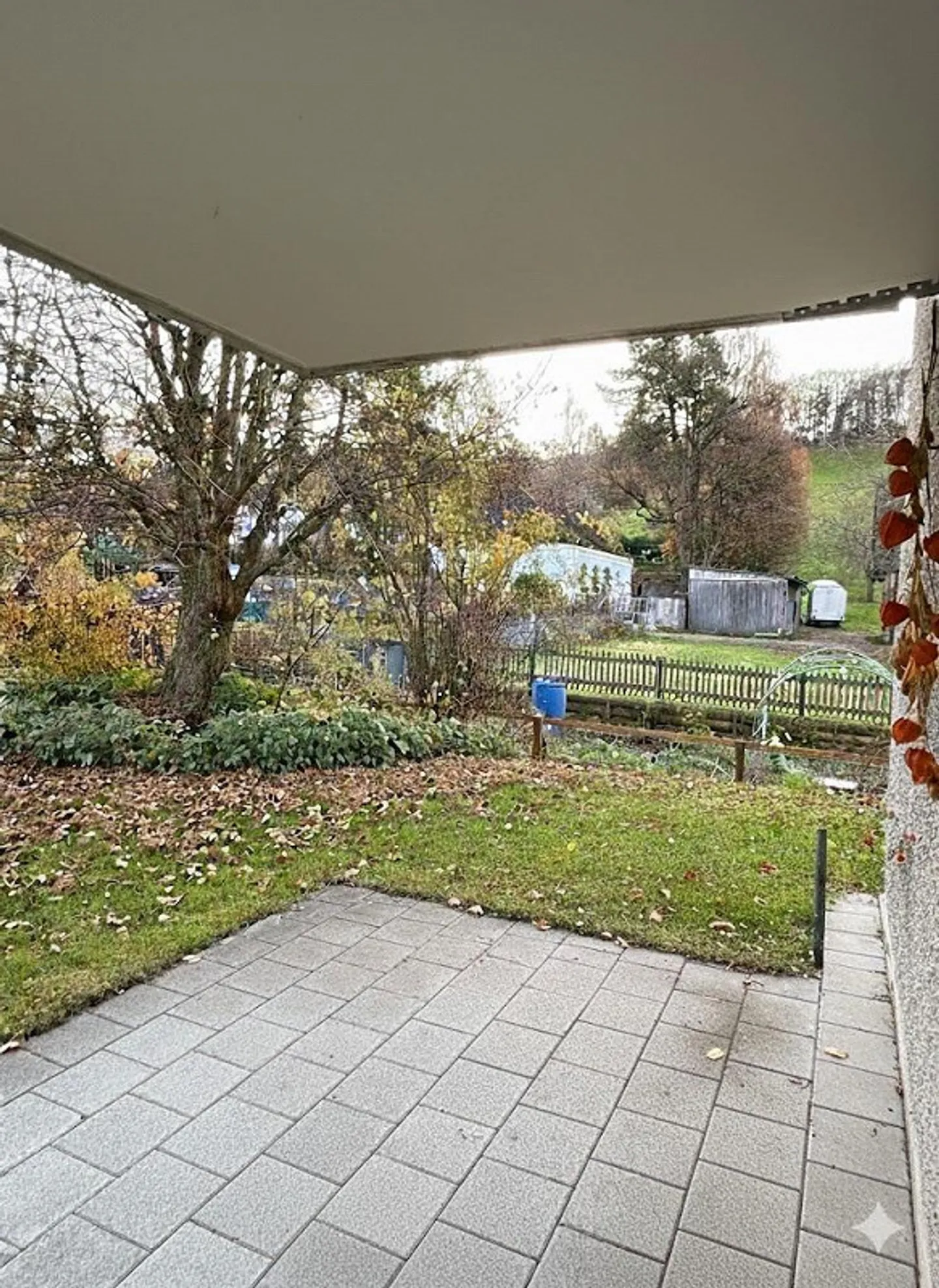 Appartement spacieux de 5 pièces dans un charmant ancien bâtiment - Photo 9 sur 9