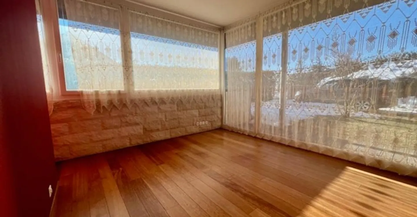 Offrez-vous cette superbe villa d'exception, avec vue sur le lac et les alpes - Foto 4 di 11
