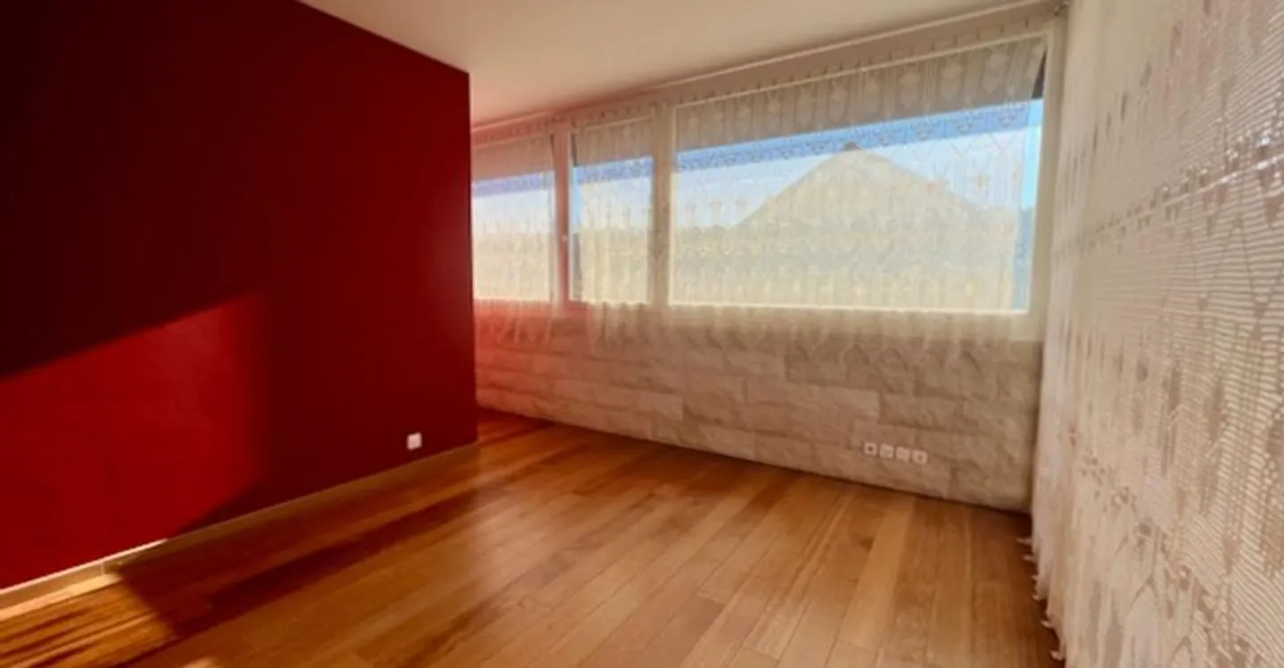 Offrez-vous cette superbe villa d'exception, avec vue sur le lac et les alpes - Foto 8 di 11