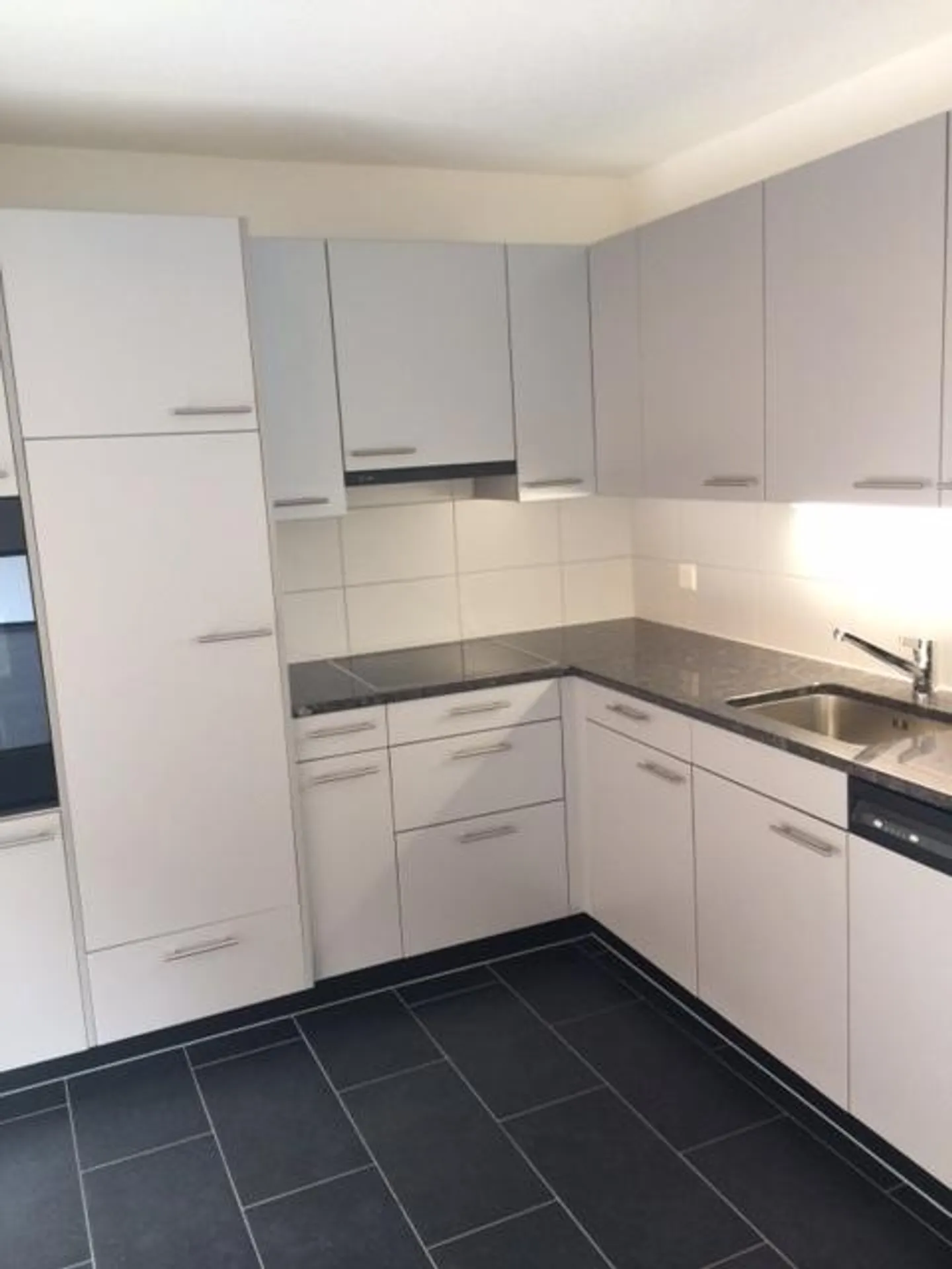 Modernes Apartment in Niederwangen - Foto 1 von 10