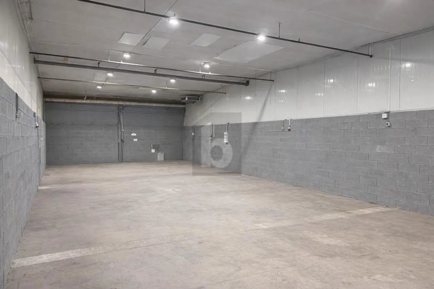 Hala industriale con grande visibilità - Foto 2 di 6