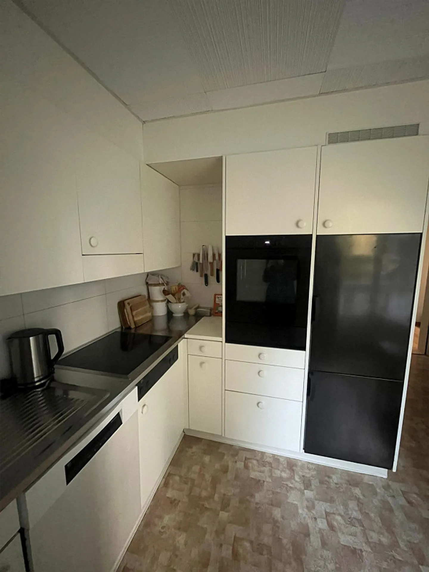 Temporary 4-Room Apartment, Bramberg (115sqm, 2100.- including utilities) - Photo 14 of 16