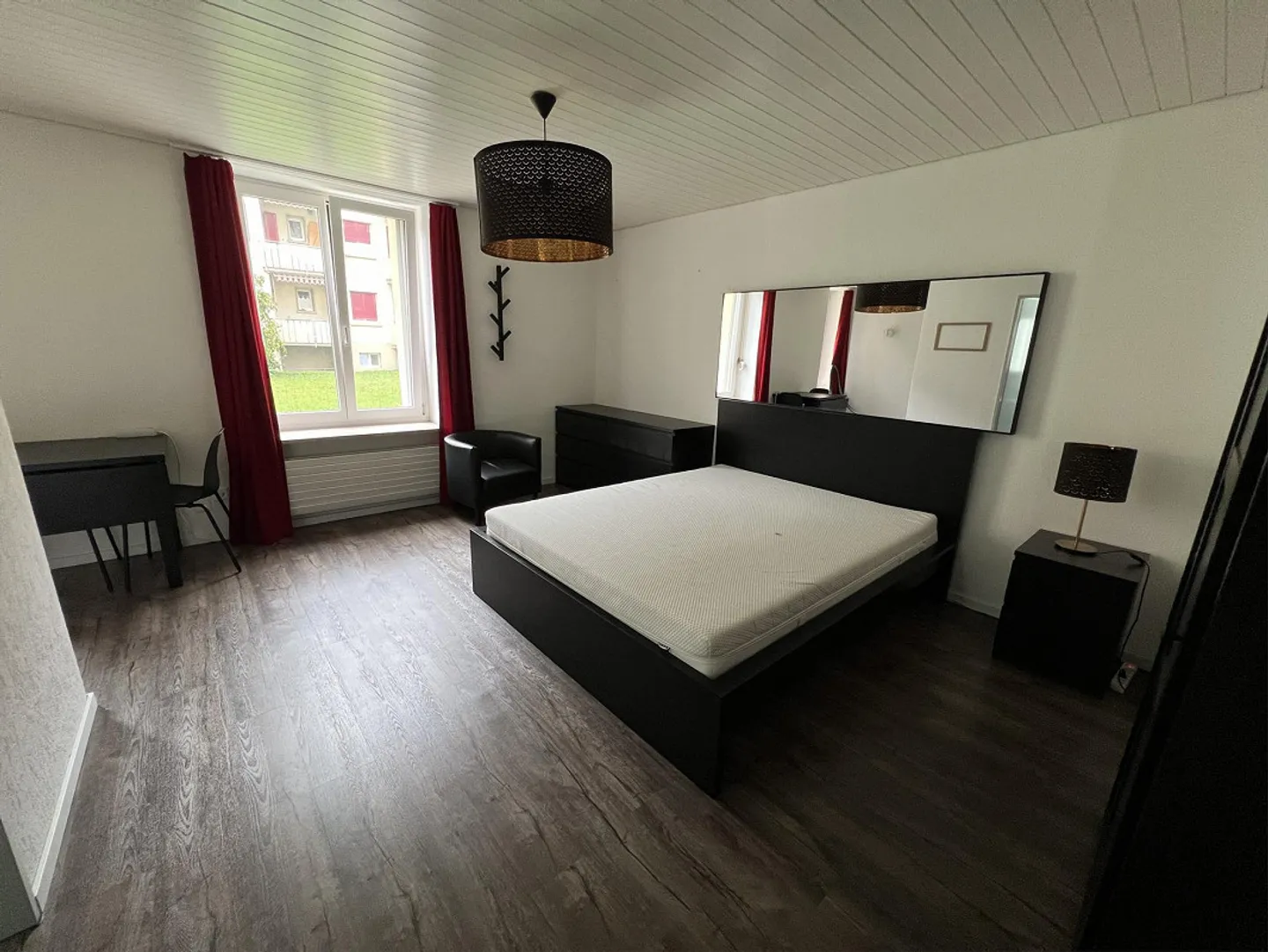 Monolocale arredato in una posizione molto centrale - Foto 1 di 7