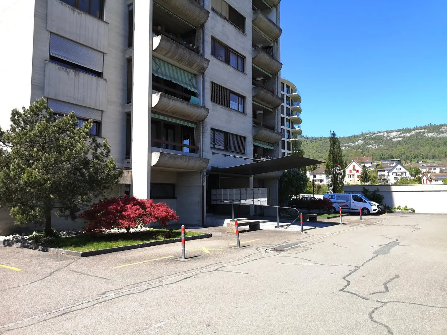 A vendre à Delémont : appartement 3.5 pièces, avec garage privé, vue sur la ville - Photo 6 sur 28