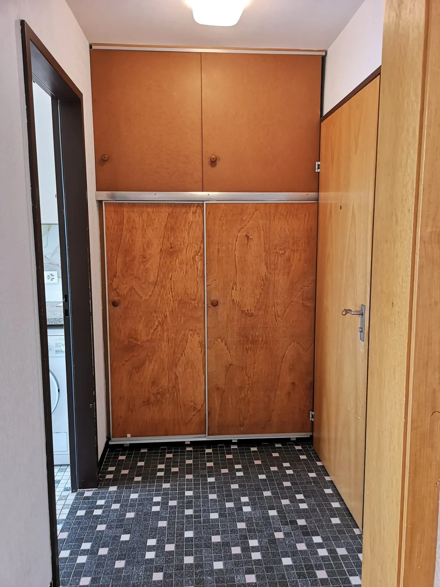 A vendre à Delémont : appartement 3.5 pièces, avec garage privé, vue sur la ville - Photo 9 sur 28