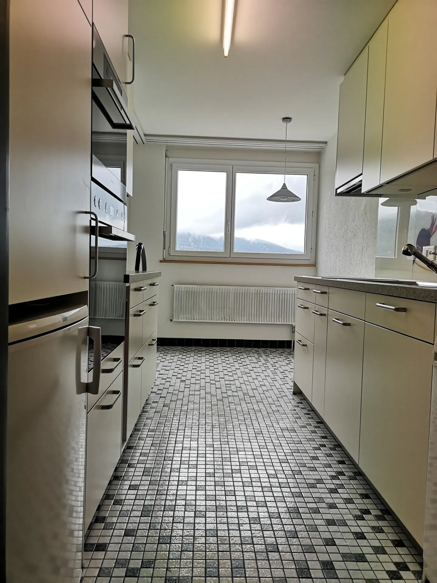 A vendre à Delémont : appartement 3.5 pièces, avec garage privé, vue sur la ville - Photo 10 sur 28