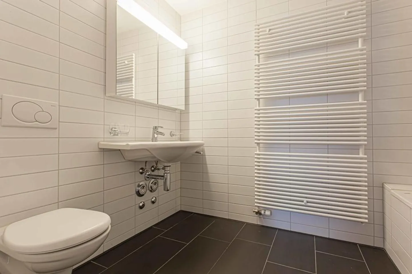 Central Living Highlight - Photo 5 of 7
