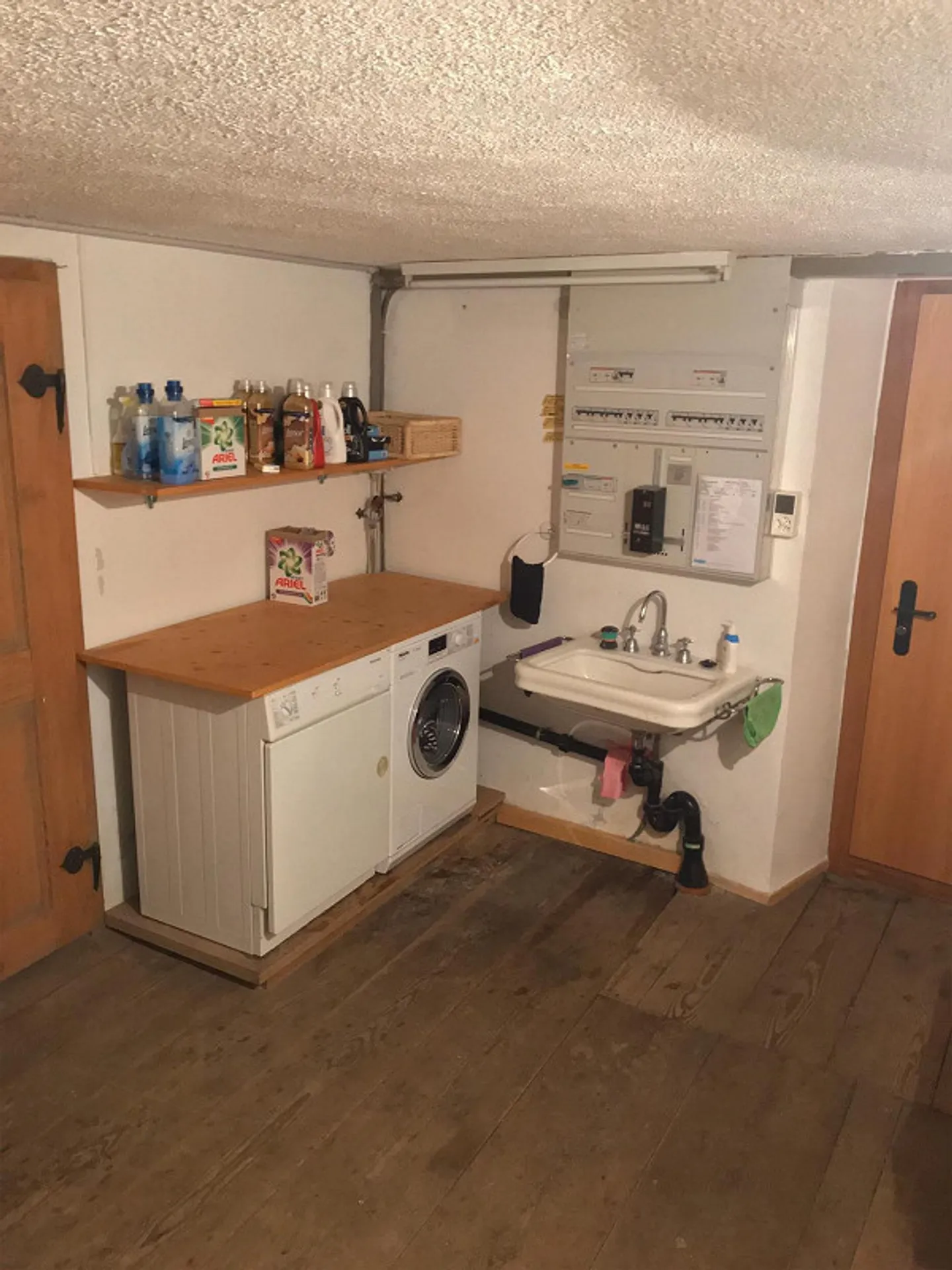 2,5 Zimmer Altbauwohnung in Döttingen sucht Nachmieter - Foto 2 von 19