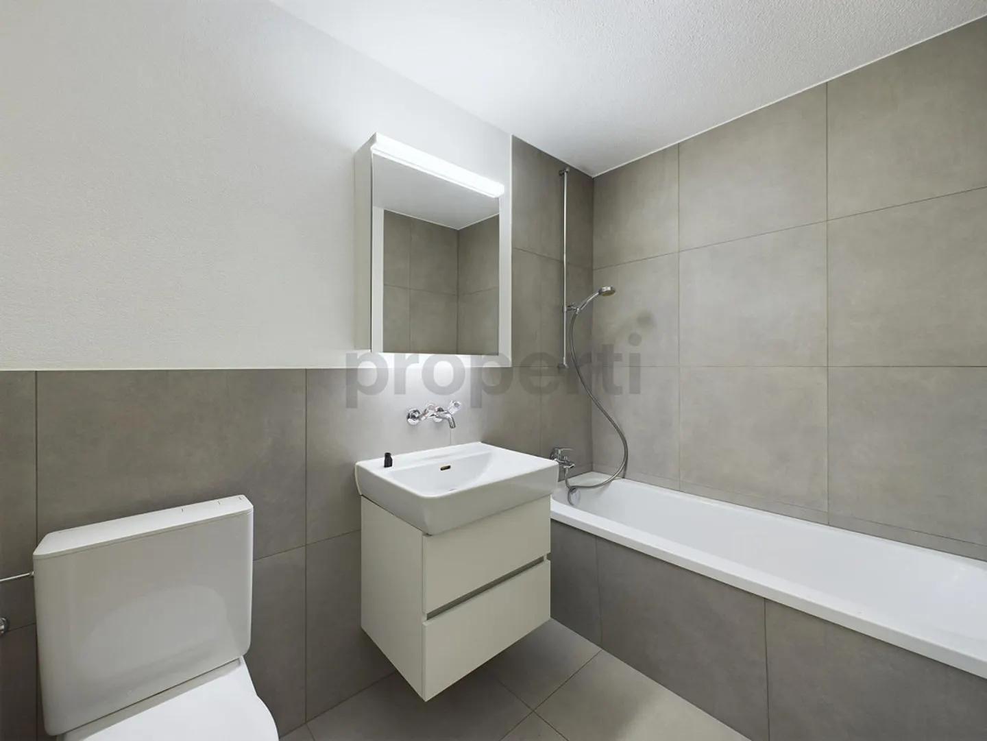 Appartamento ristrutturato a Eggenwil - Foto 10 di 11