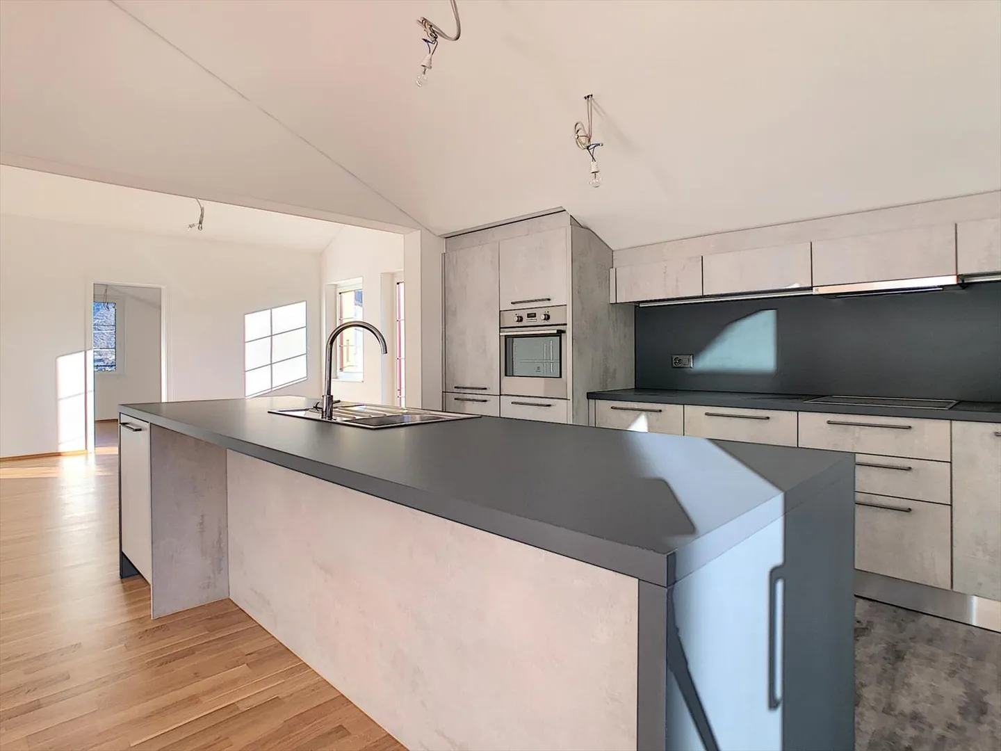 Attic 3.5 rooms - Photo 4 of 9