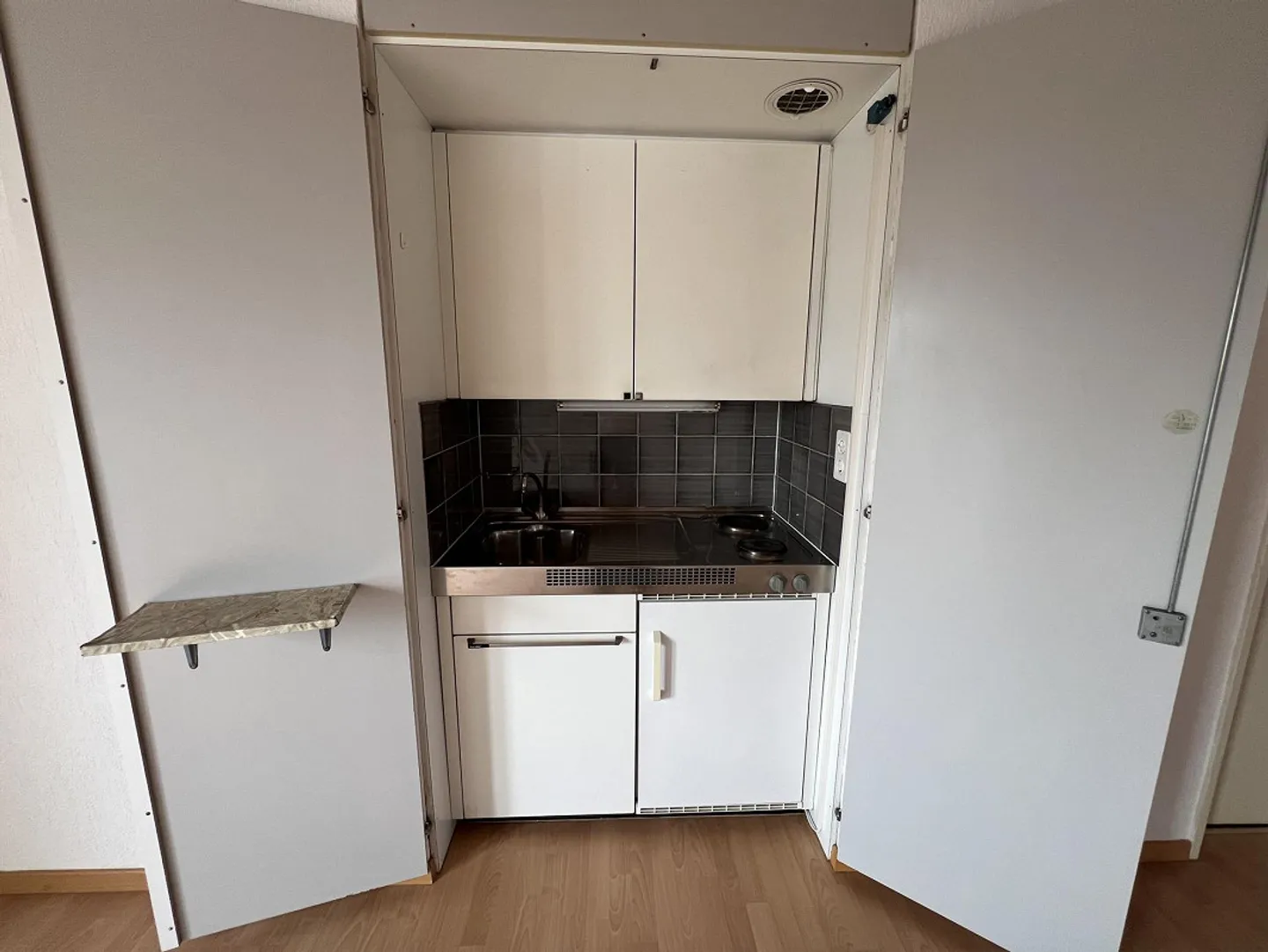 Studio direttamente alla stazione di Wil - Foto 4 di 6