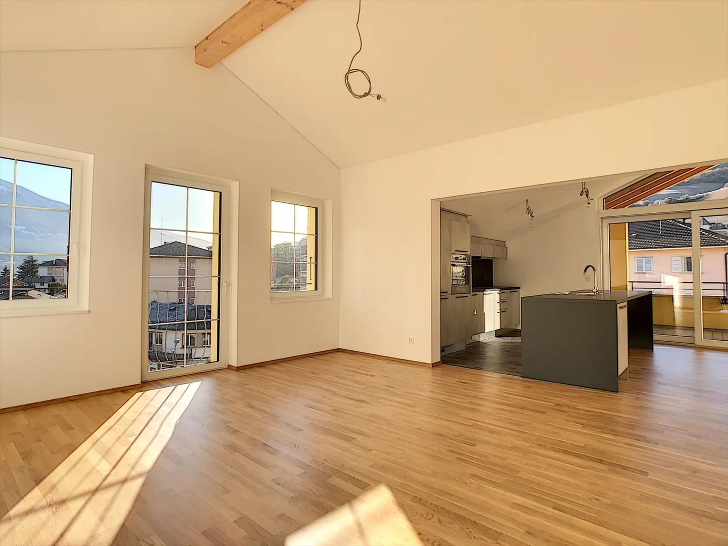 Attic 3.5 rooms - Photo 6 of 9