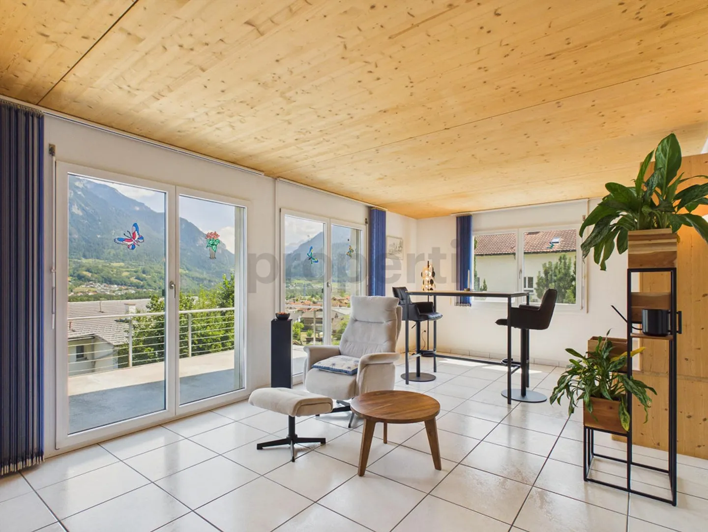 Your new home with terrace, garden, balcony and wonderful view - Photo 2 of 15