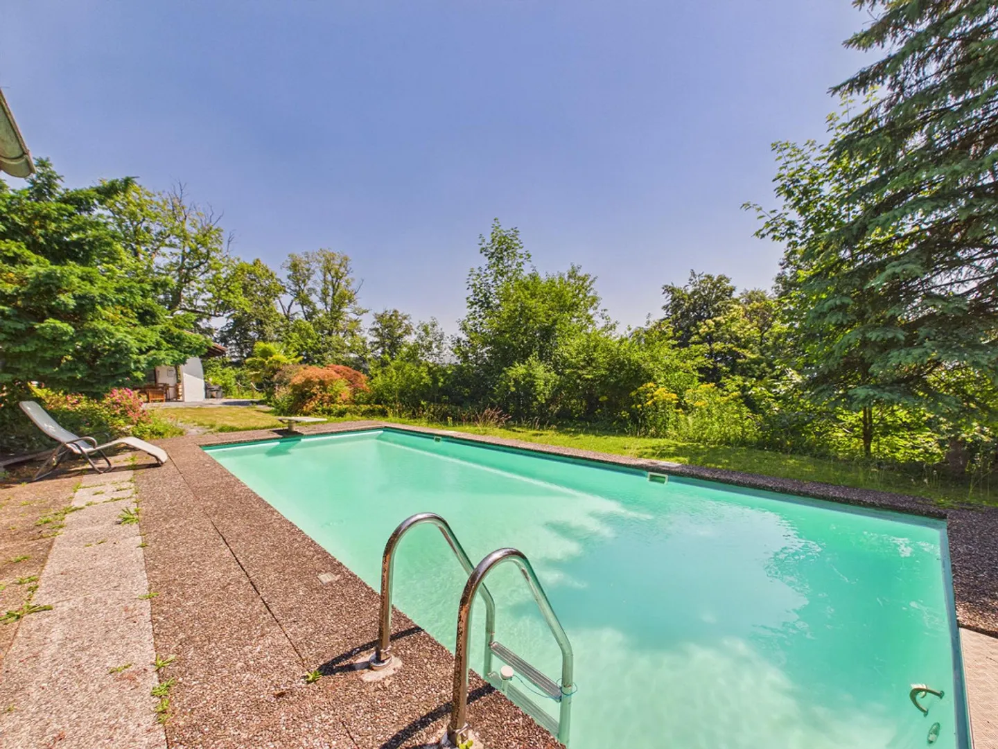 Exclusive Villa with Pool in Lucerne - Photo 14 of 16