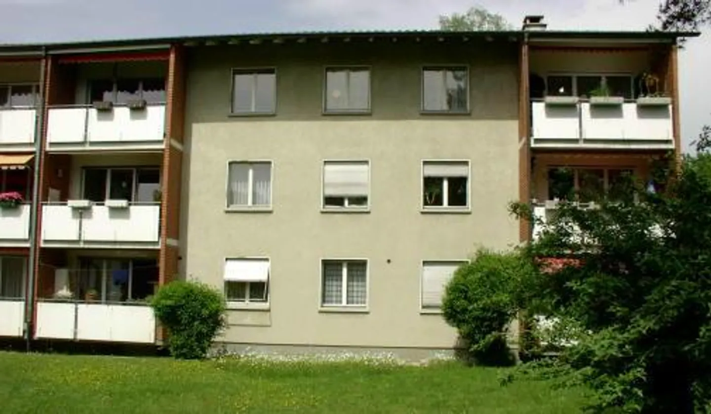 Appartamento di 3 1/2 locali al 2 ° piano - Foto 1 di 15