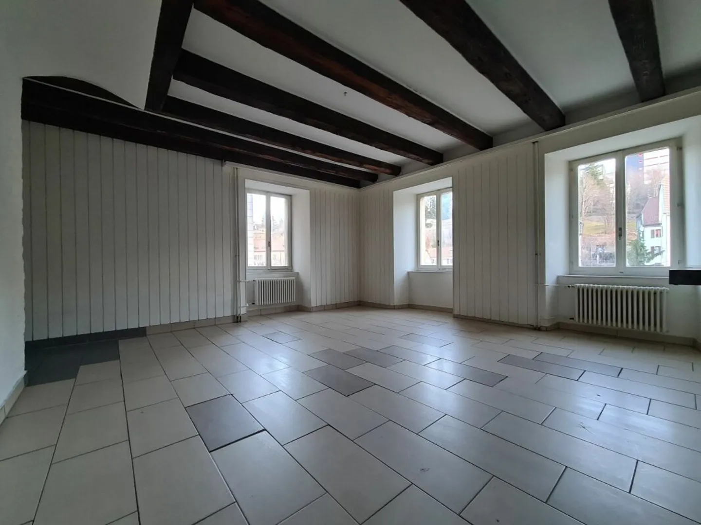 Mehrfamilienhaus mieten - Foto 3 von 7