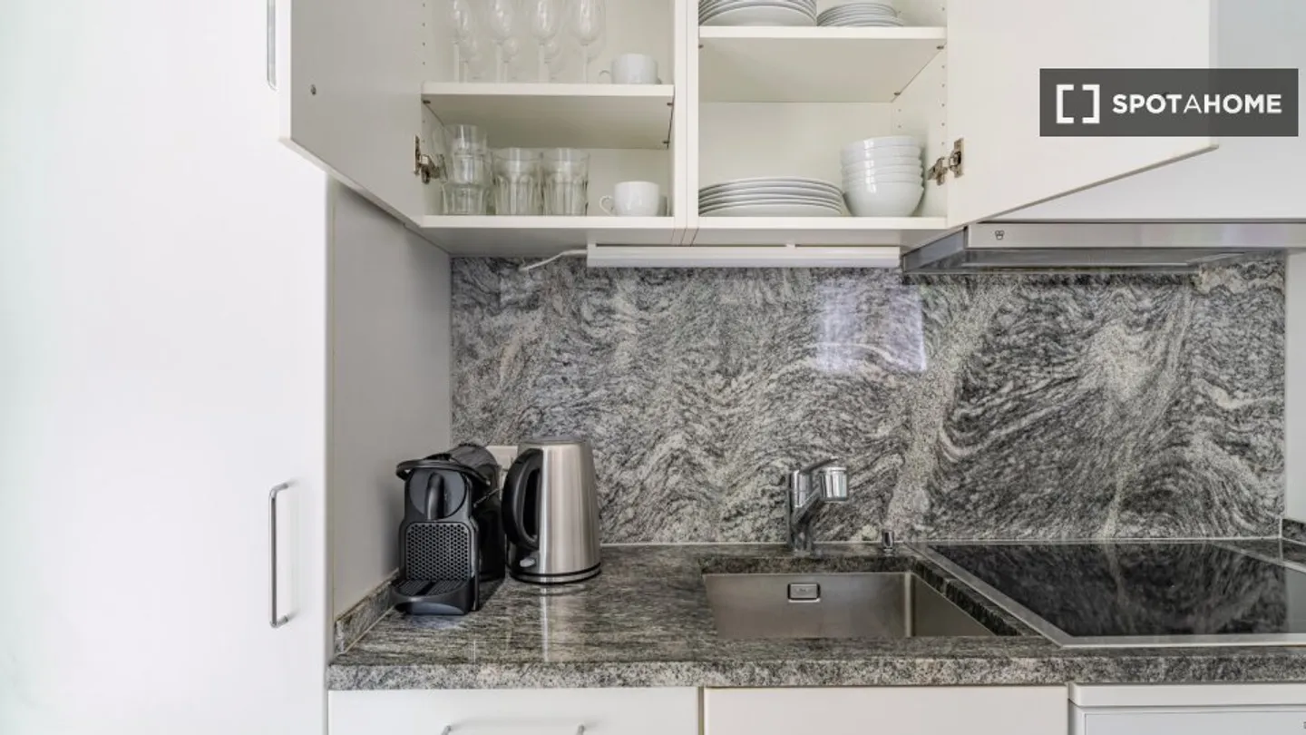 Apartment for rent - Photo 10 of 18