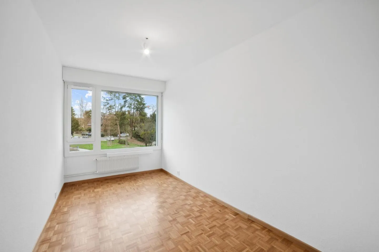 Spacious 5-room apartment - 130m2 - Bright and green surroundings - Photo 8 of 10