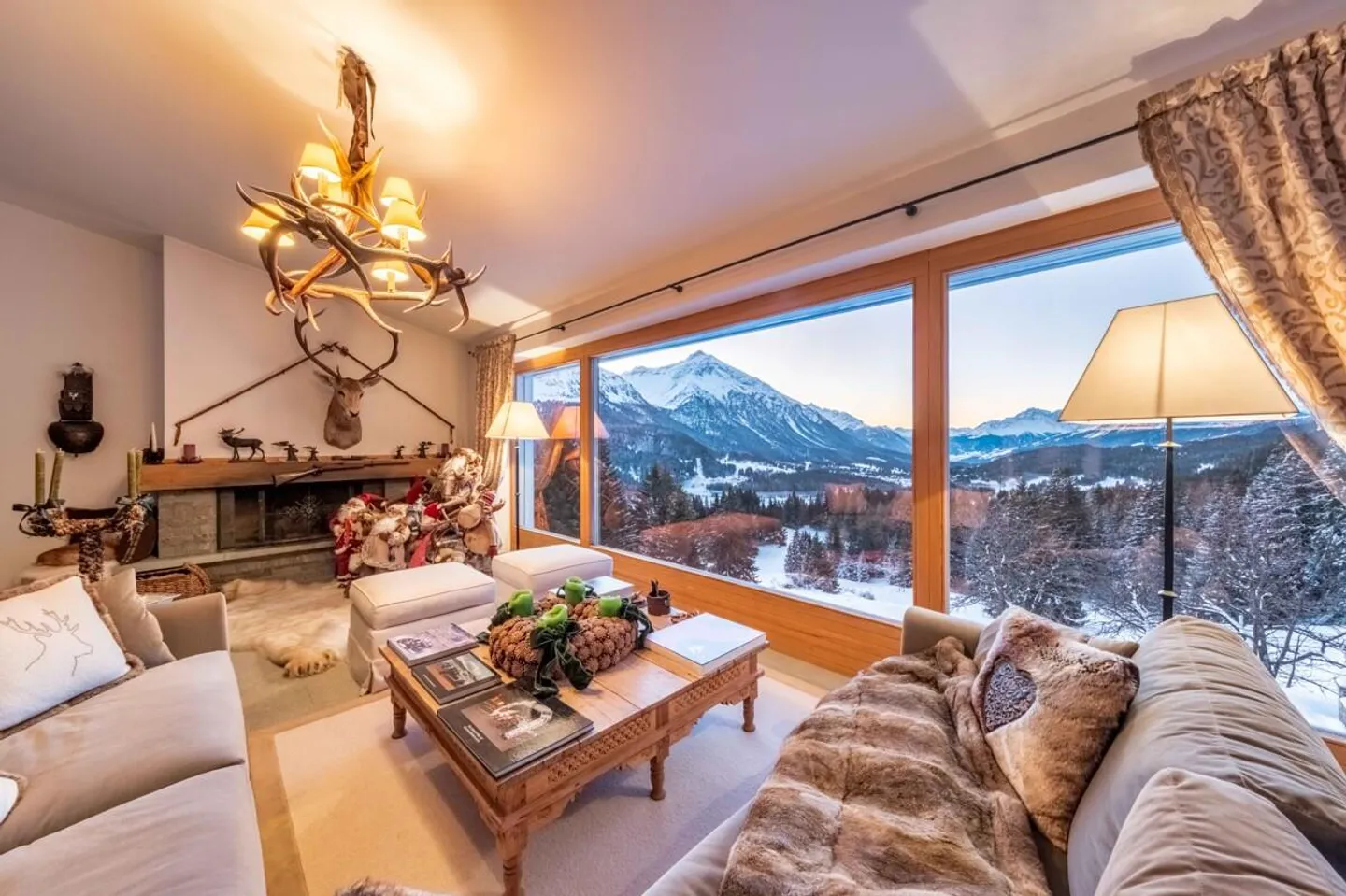 Elegante Villa mit Ski-in/Ski-out Zugang - Foto 4 von 6