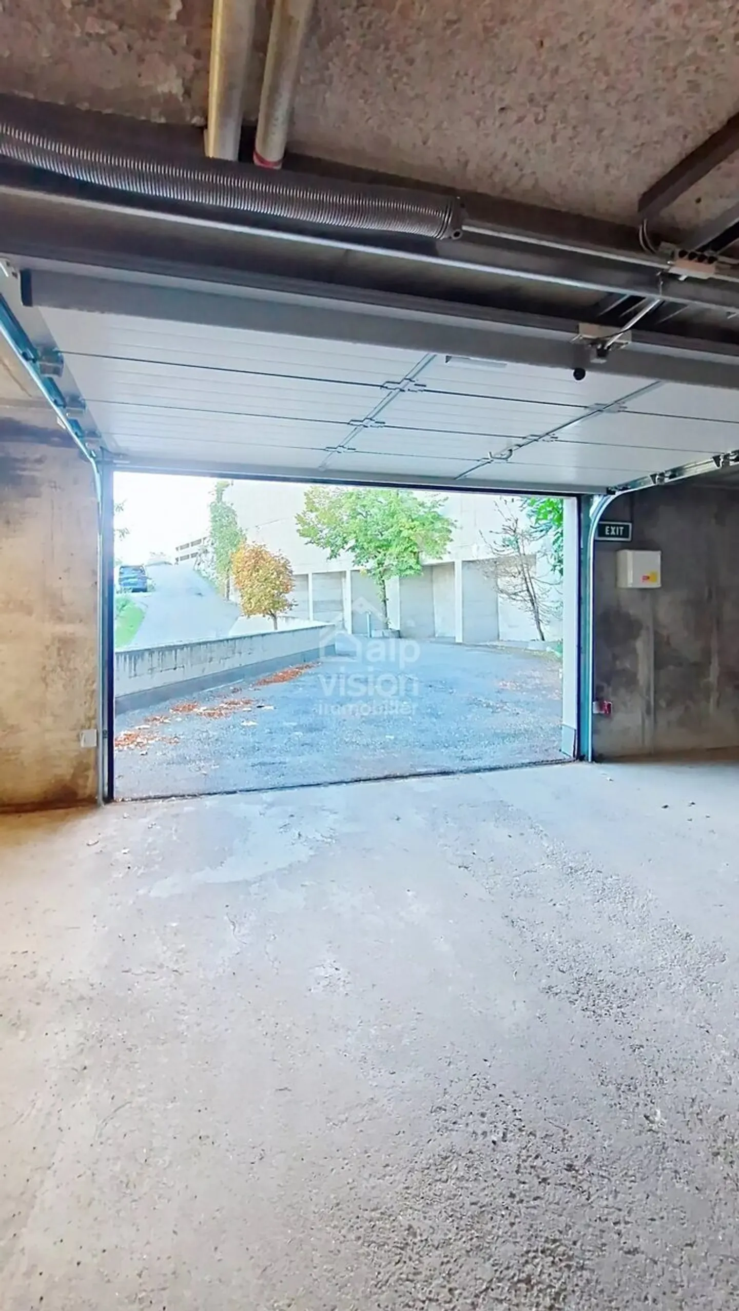 RARE OPPORTUNITY: COVERED PARKING IN THE CENTER OF VEYSONNAZ - Photo 5 of 7