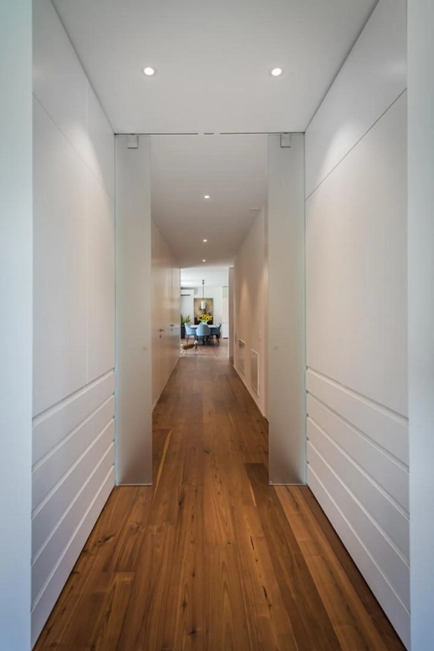 GRANDE APPARTEMENT NOUVEAU À DEUX PAS DU CENTRE - Photo 6 sur 9