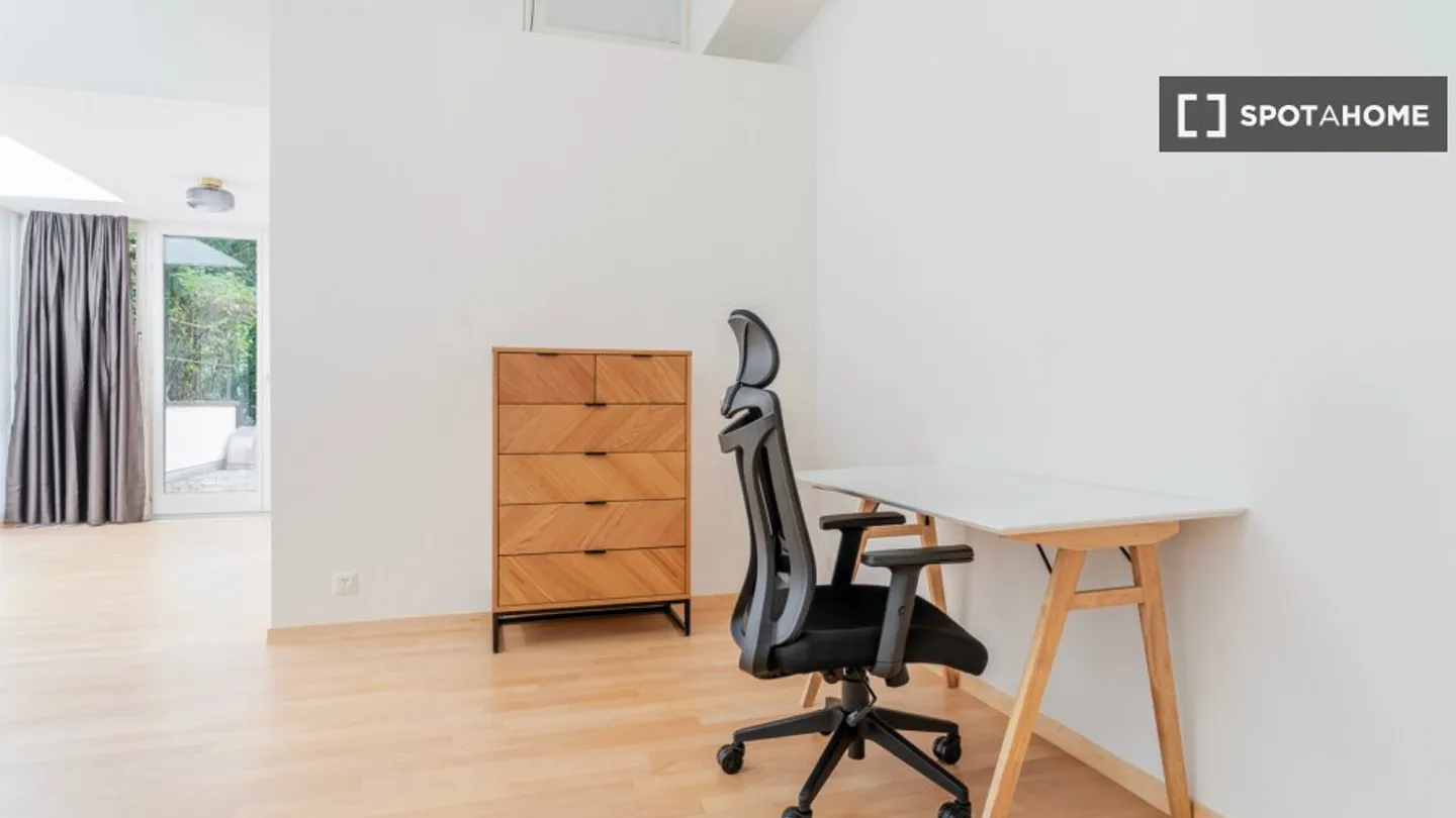 Apartment for rent - Photo 15 of 18