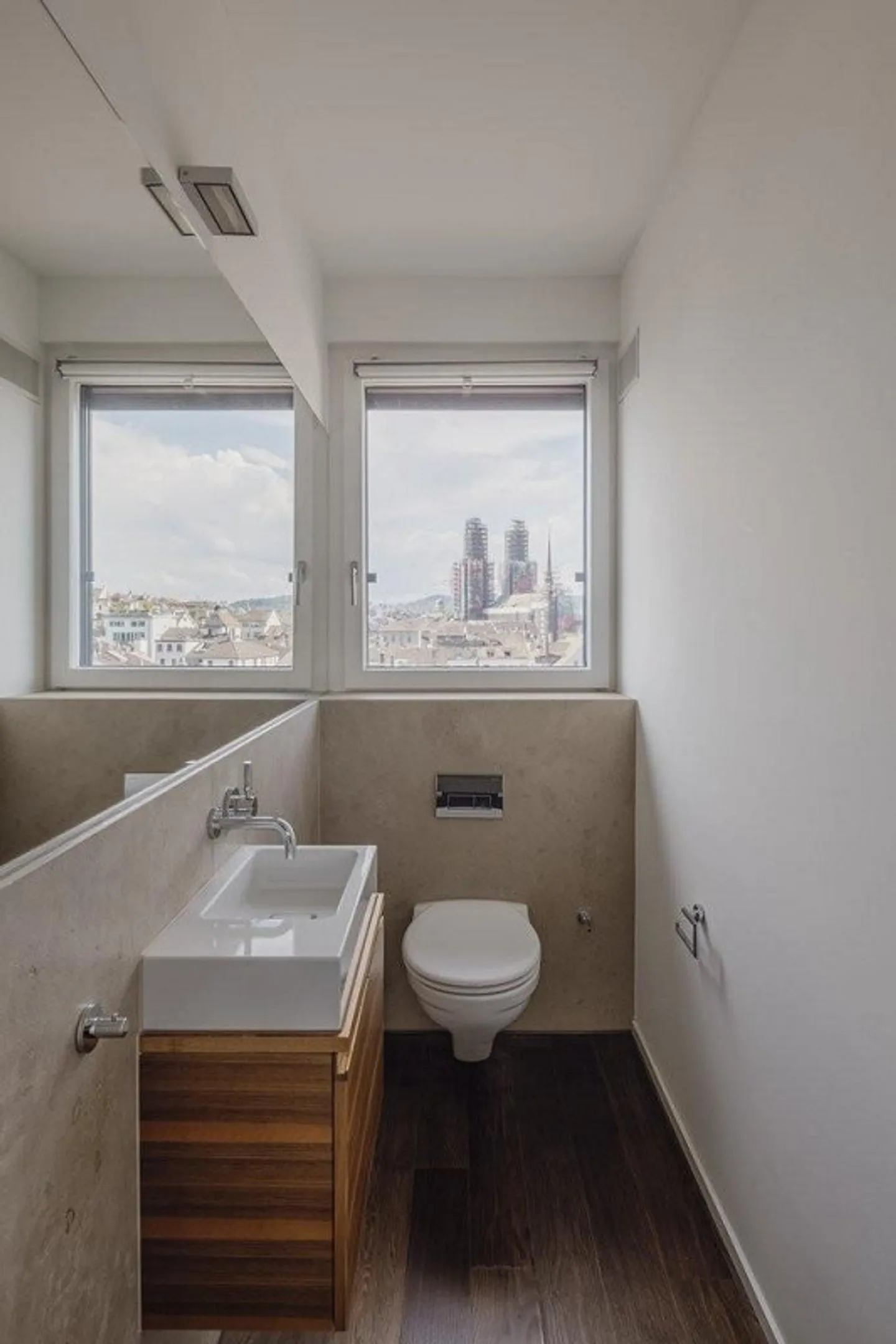 Appartement unique de 2,5 pièces avec vue panoramique sur la skyline de Zurich - Photo 7 sur 12