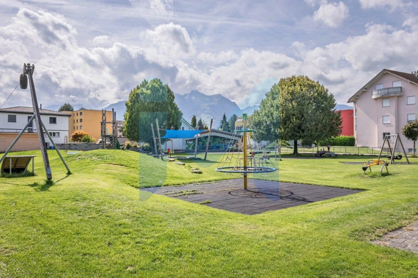 A 142 m² family paradise with 5.5 rooms - Photo 11 of 12