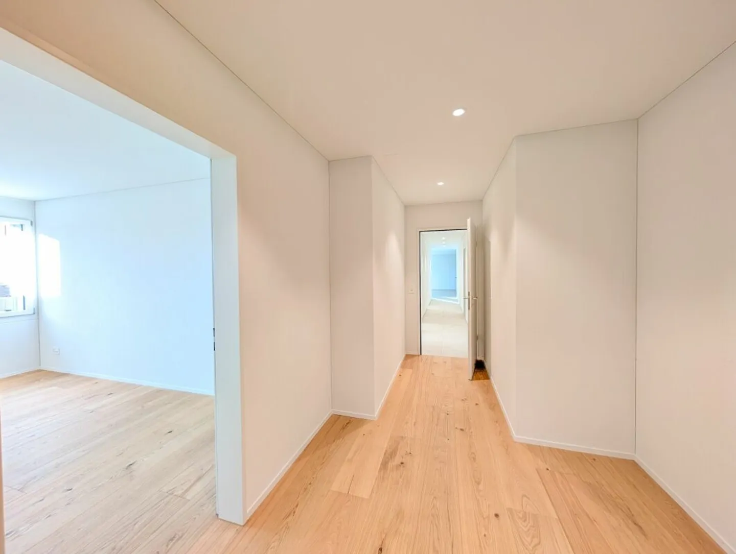 Vivere in famiglia con giardino e tanto spazio di stoccaggio - Foto 5 di 19