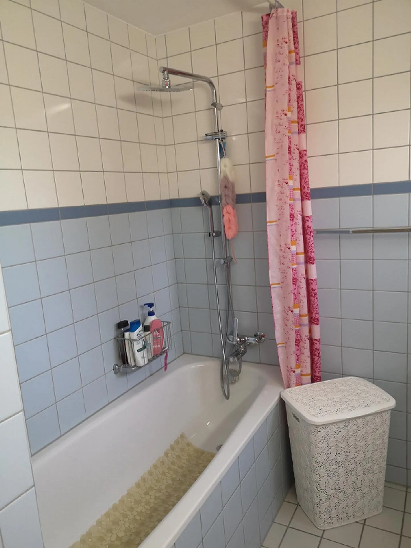 per bellissimo duplex di 5,5 stanze il 01.12.2025 - Foto 8 di 23