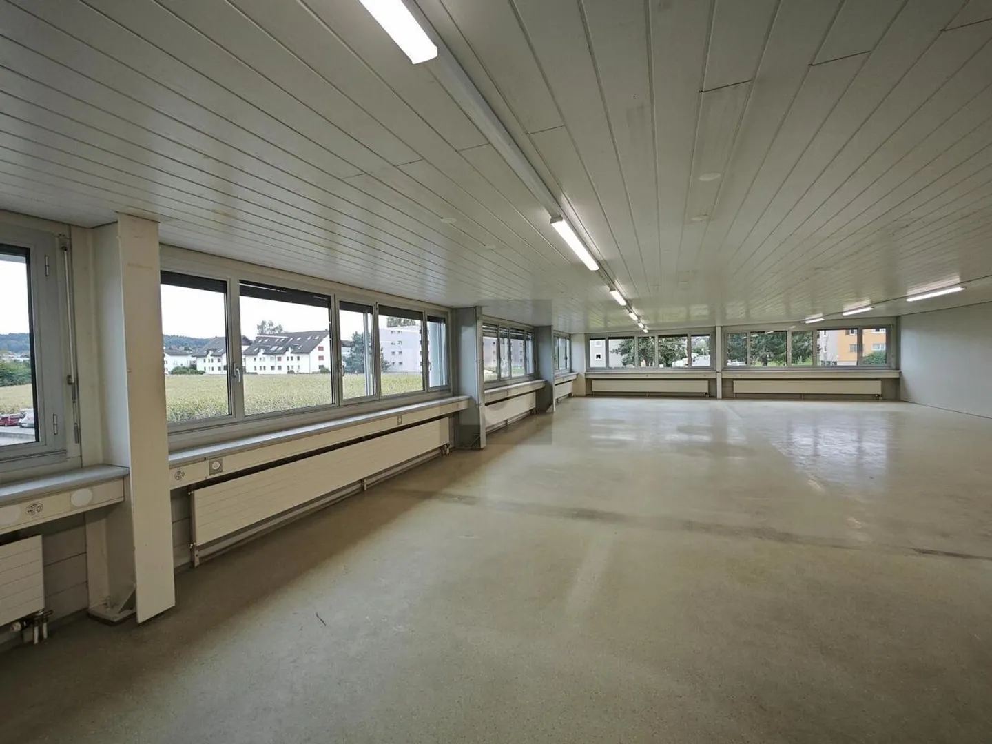 CENTRAL ET SPACIEUX - Photo 3 sur 5