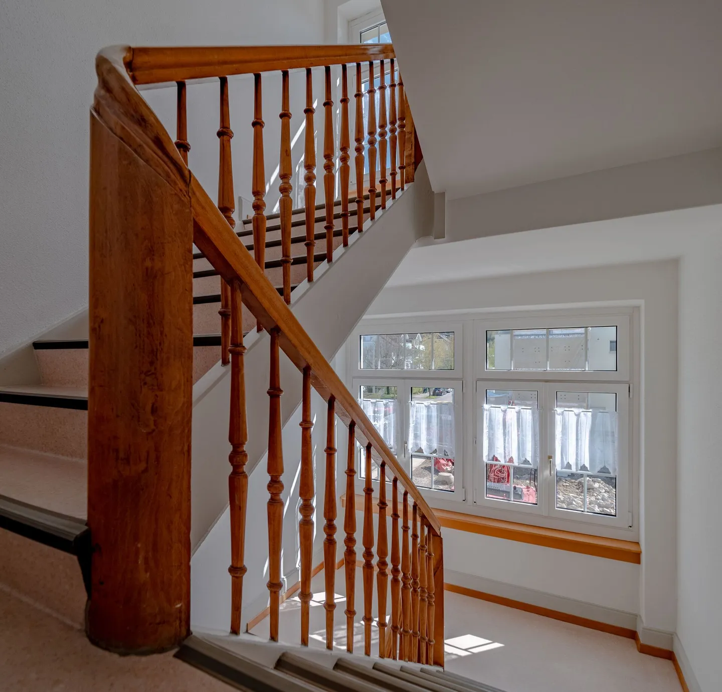 0815 was yesterday! Unique, modern Art Nouveau apartment seeks new tenants - Photo 3 of 10