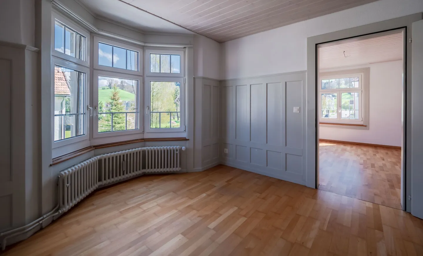 0815 was yesterday! Unique, modern Art Nouveau apartment seeks new tenants - Photo 5 of 10