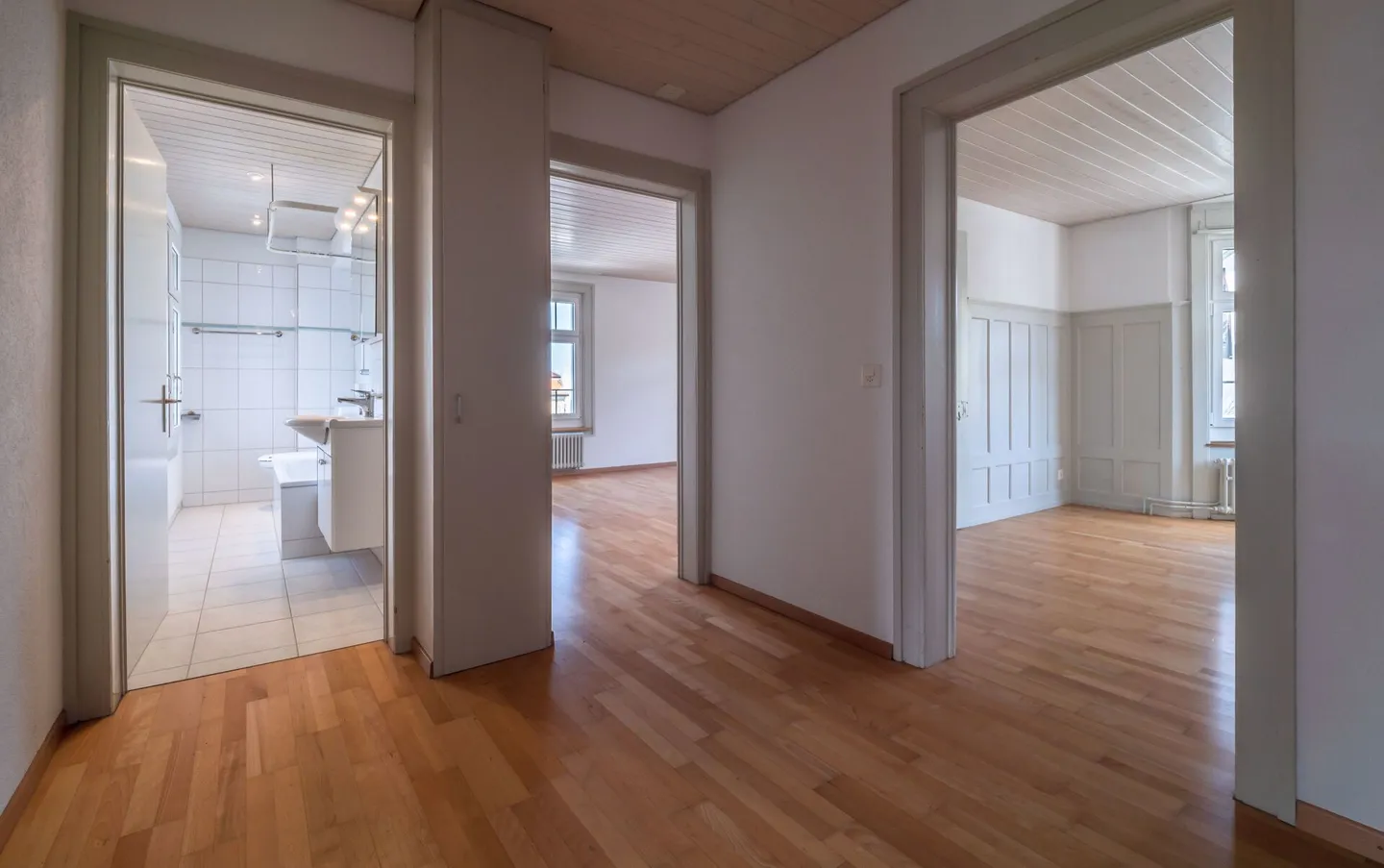 0815 was yesterday! Unique, modern Art Nouveau apartment seeks new tenants - Photo 6 of 10