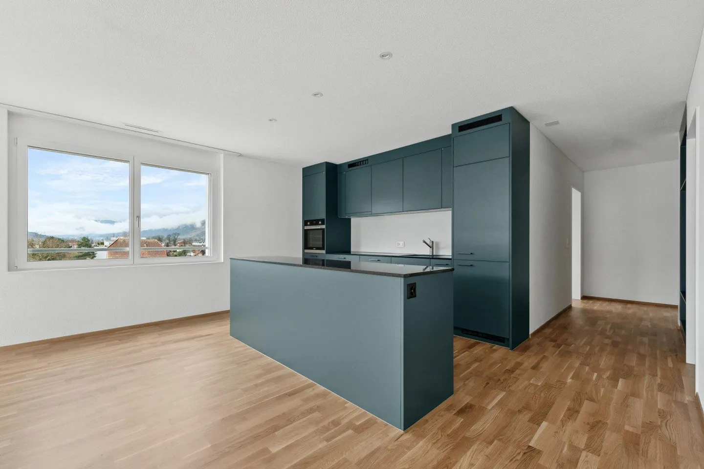 Modernes Apartment mit Loggia - Foto 2 von 9