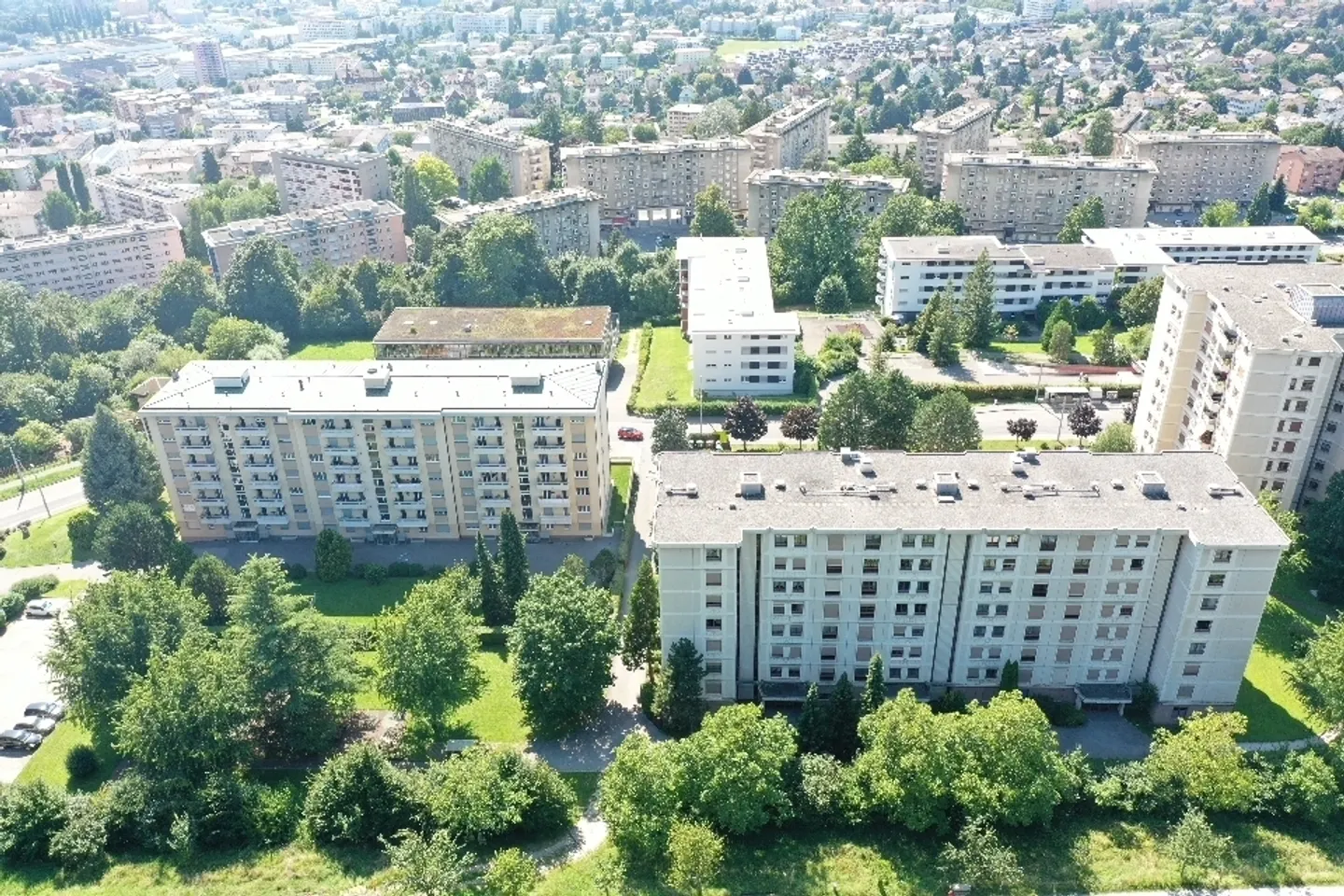 Appartement spacieux dans quartier calme - Photo 3 sur 3
