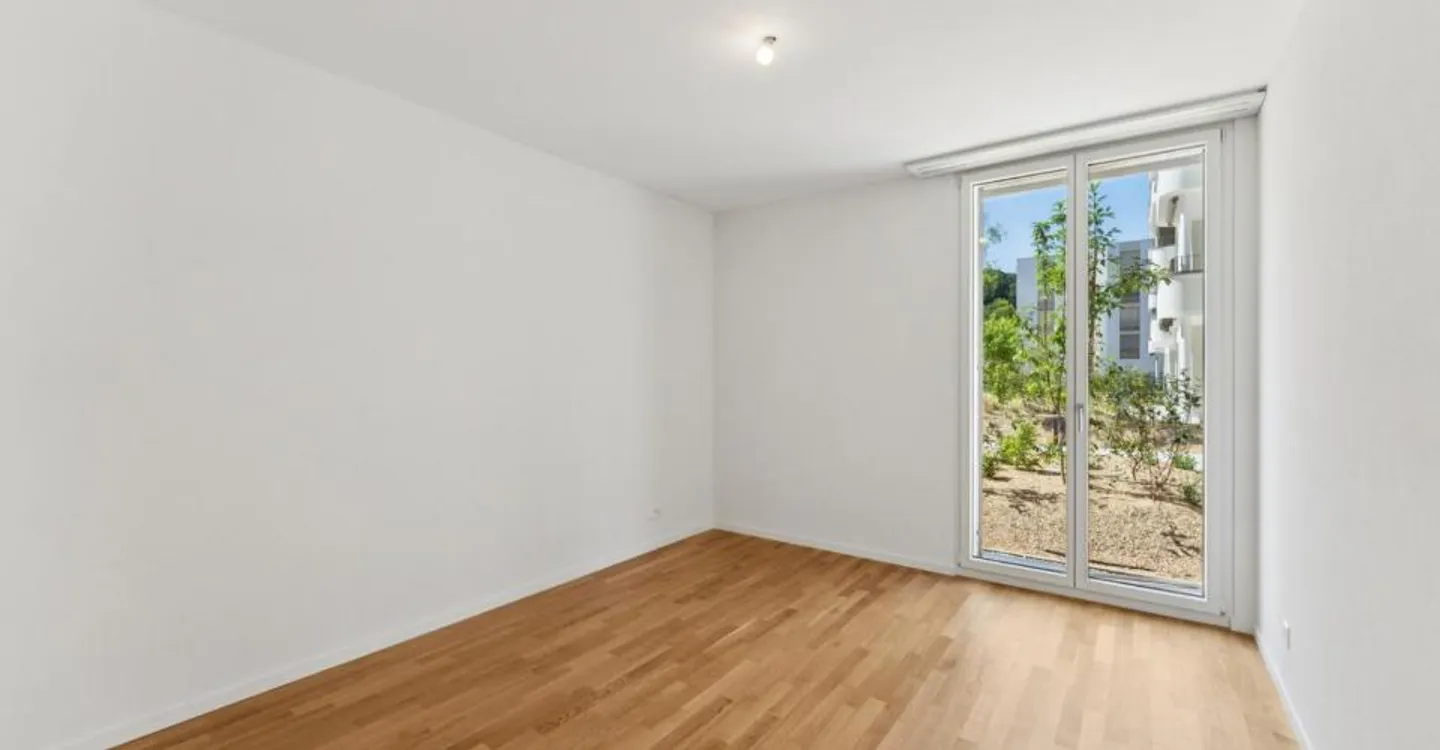 Beautiful 2.5-room apartment with terrace - Photo 2 of 5