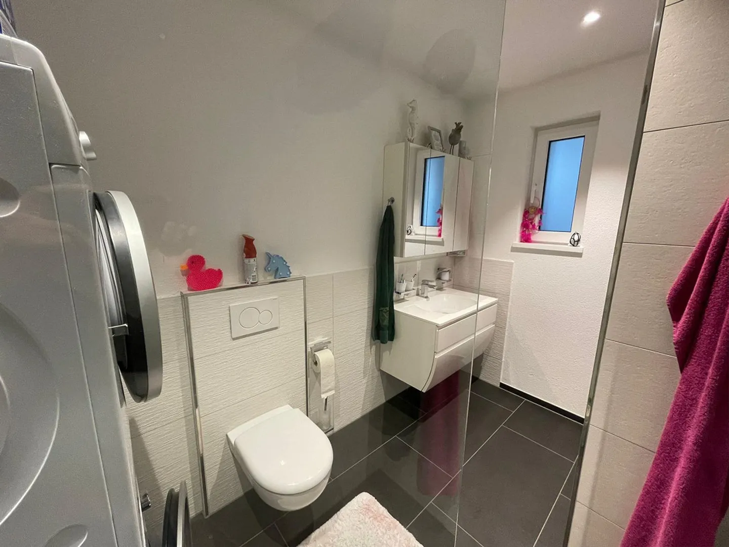 Appartement de rez-de-chaussée 2.5 pièces ultra moderne avec patio - Photo 6 sur 11