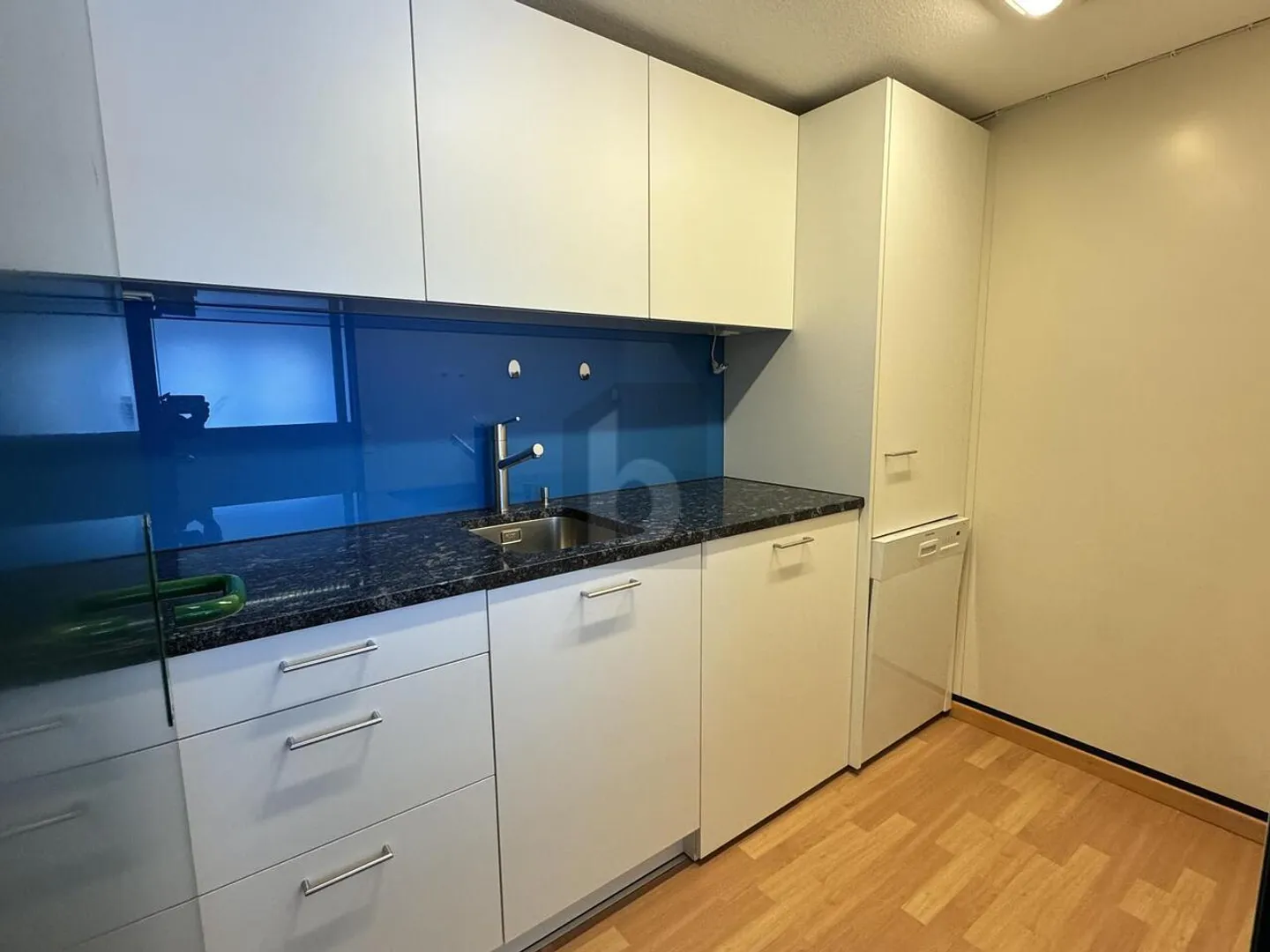 Modernes Büro in Luzern - Foto 4 von 6