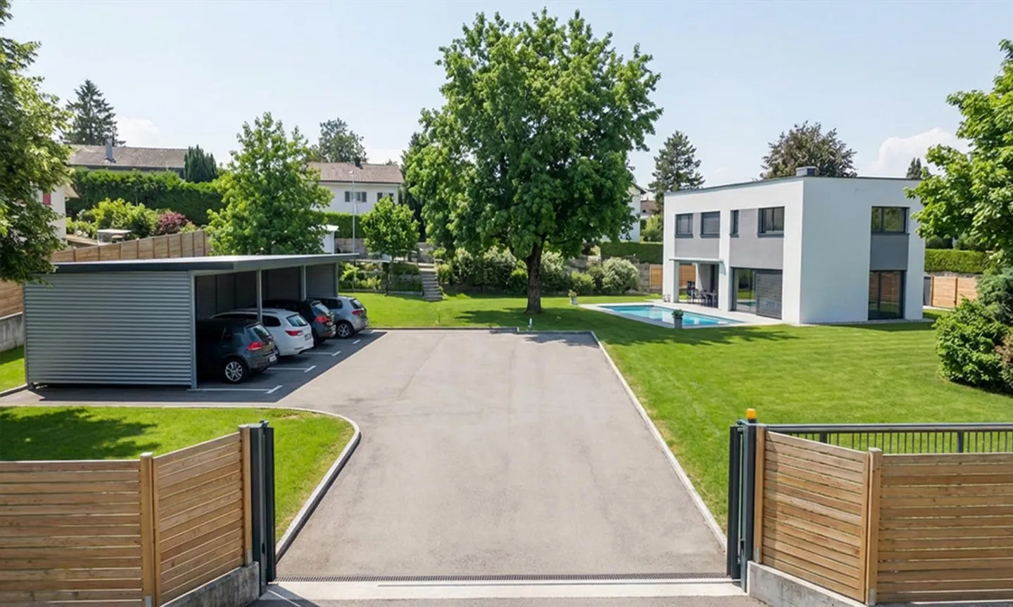 SUNNY LAND R2 OF 990 SQM FOR VILLAS IN PAZZALLO - Photo 5 of 6