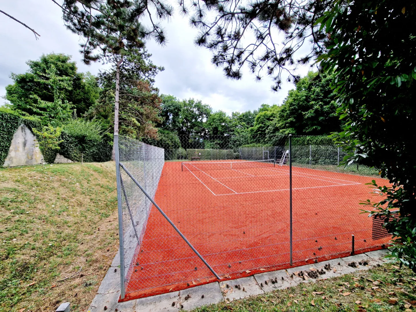 Appartement terrasse fabuleux avec jardin, piscine, salle de fitness et tennis - Photo 6 sur 11