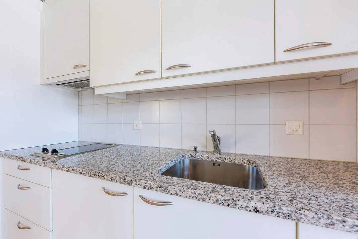 Your new home in the center of Laupen - Photo 4 of 5