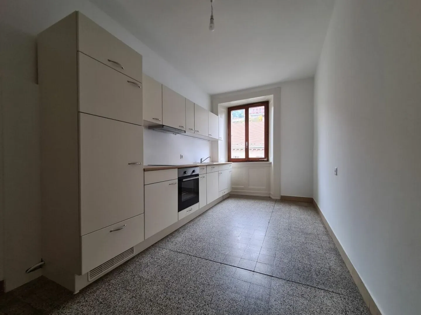 Edificio con un rendimento netto del 6%! - Foto 3 di 4