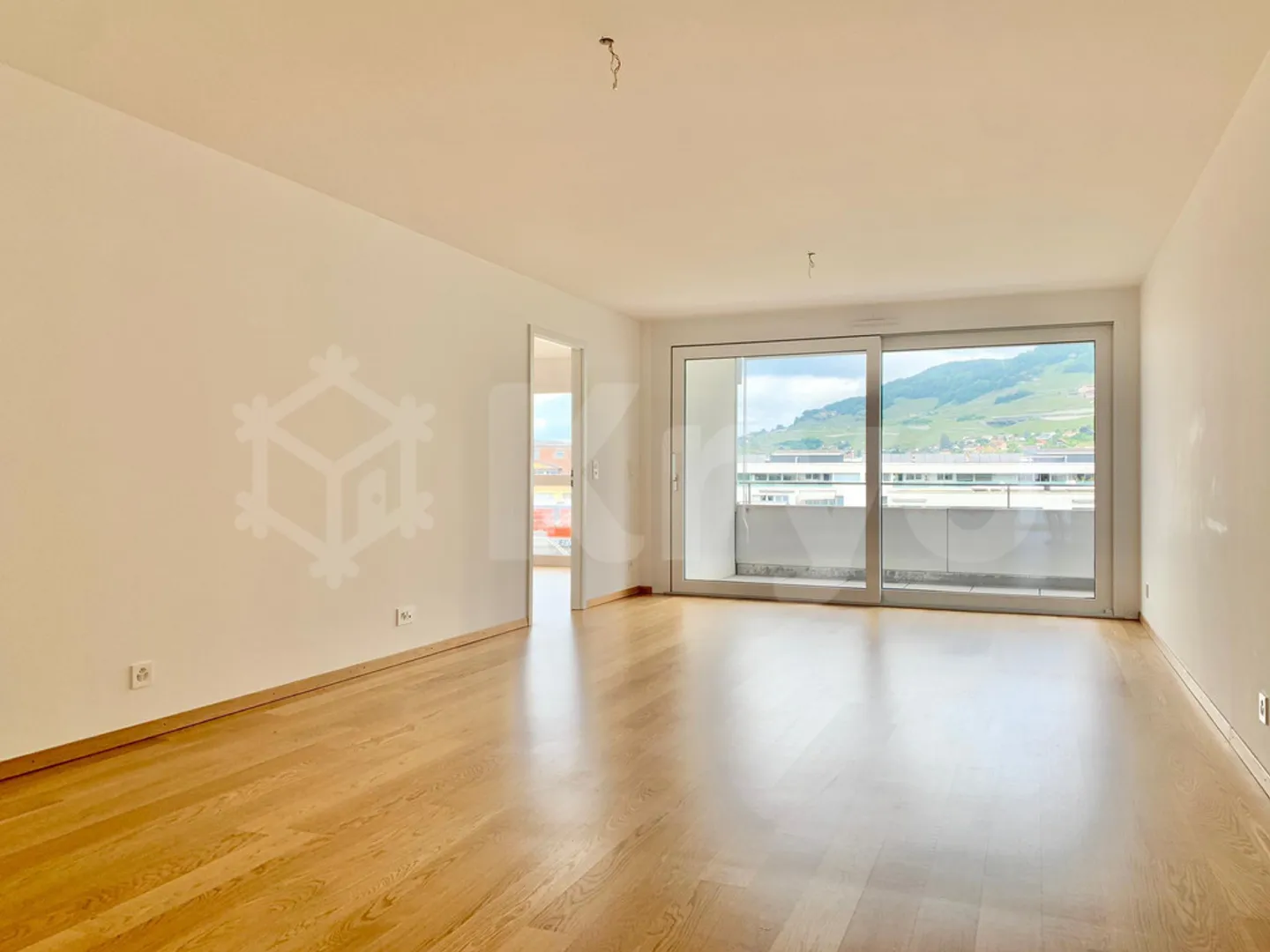For rent 4.5-room apartment on the 5th floor - Photo 4 of 12