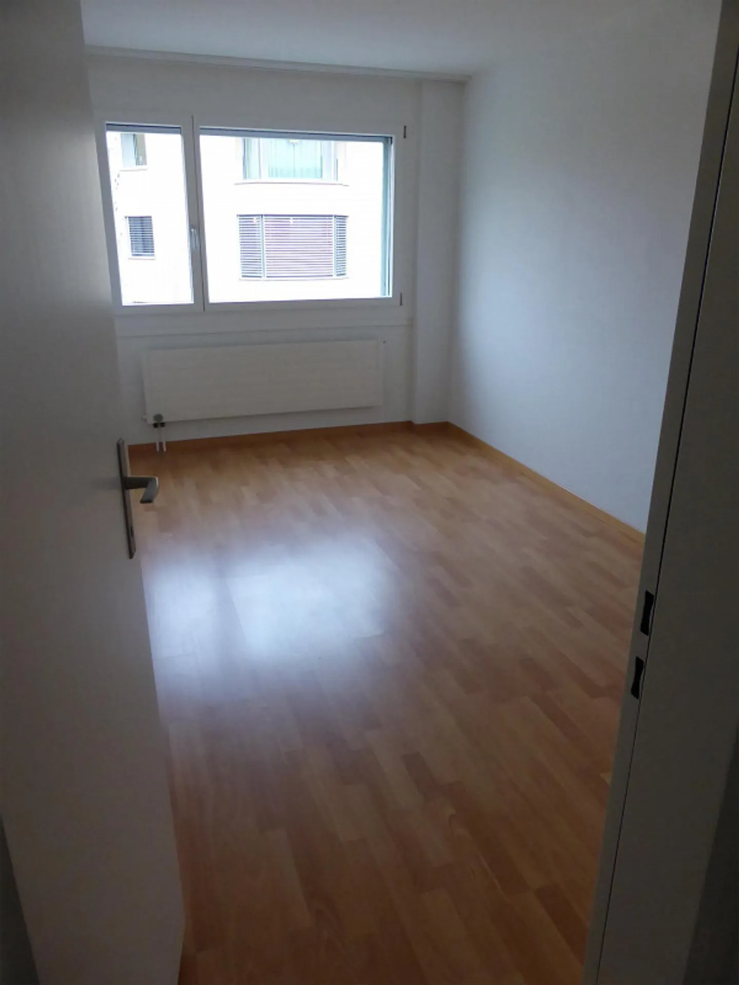 Appartement de rez-de-chaussée rénové de 4,5 pièces - Photo 10 sur 11