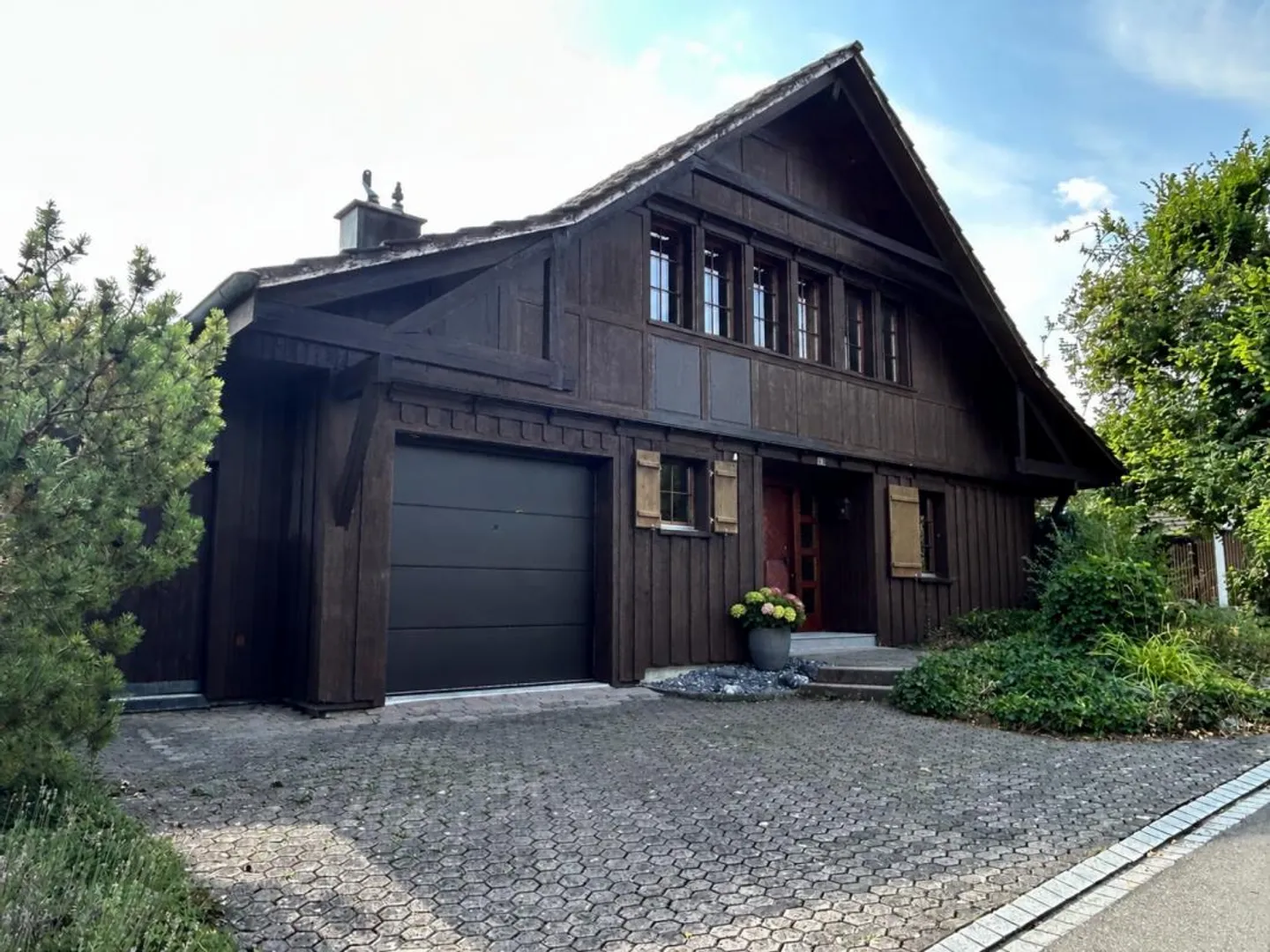 Charmantes Familienhaus in der Natur - Foto 1 von 12