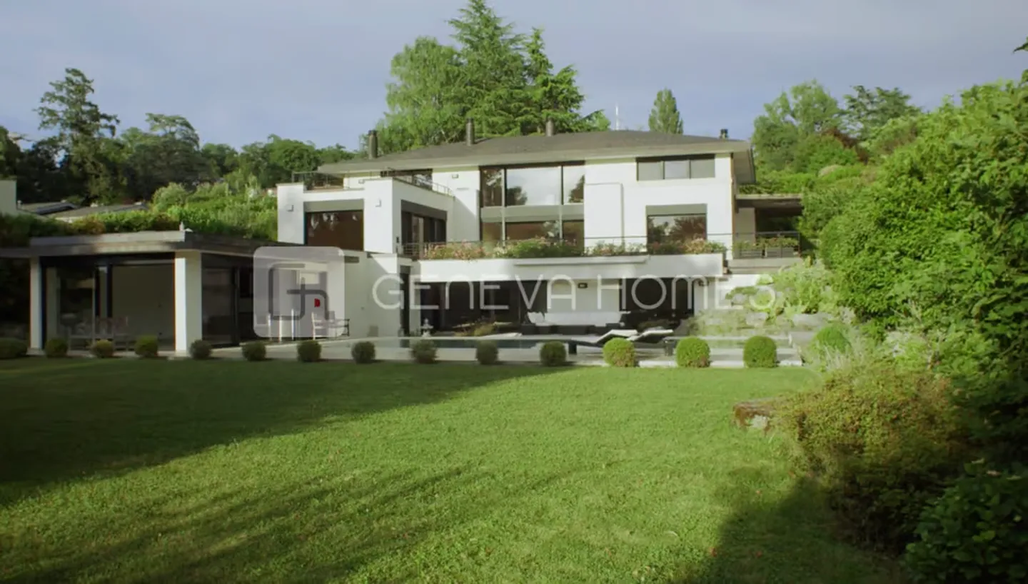 Magnificent villa near the lake in Vésenaz - Photo 5 of 6